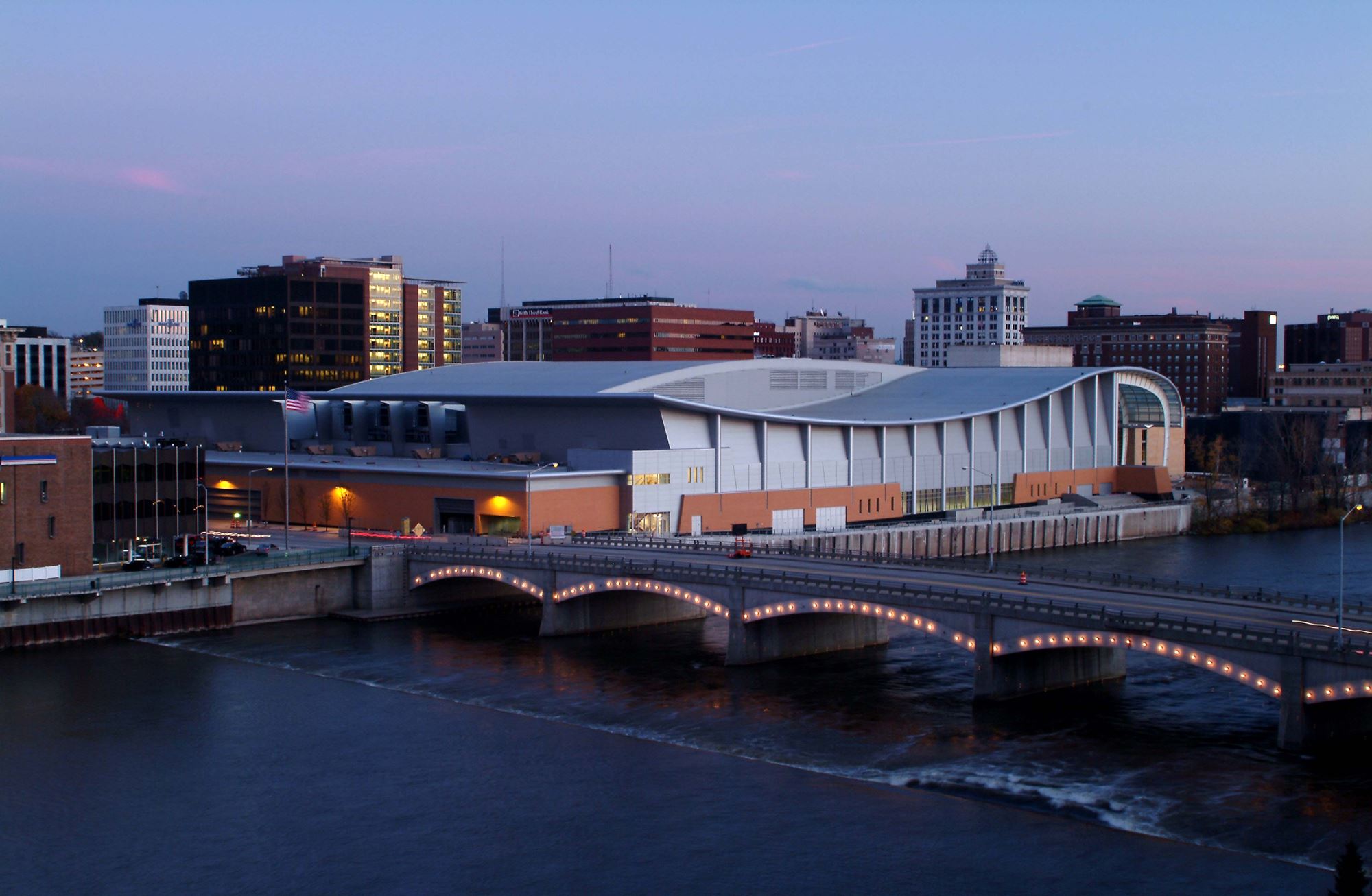Grand rapids devos place