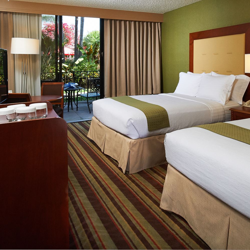 Hampton Inn & Suites by Hilton | Buena Park, CA