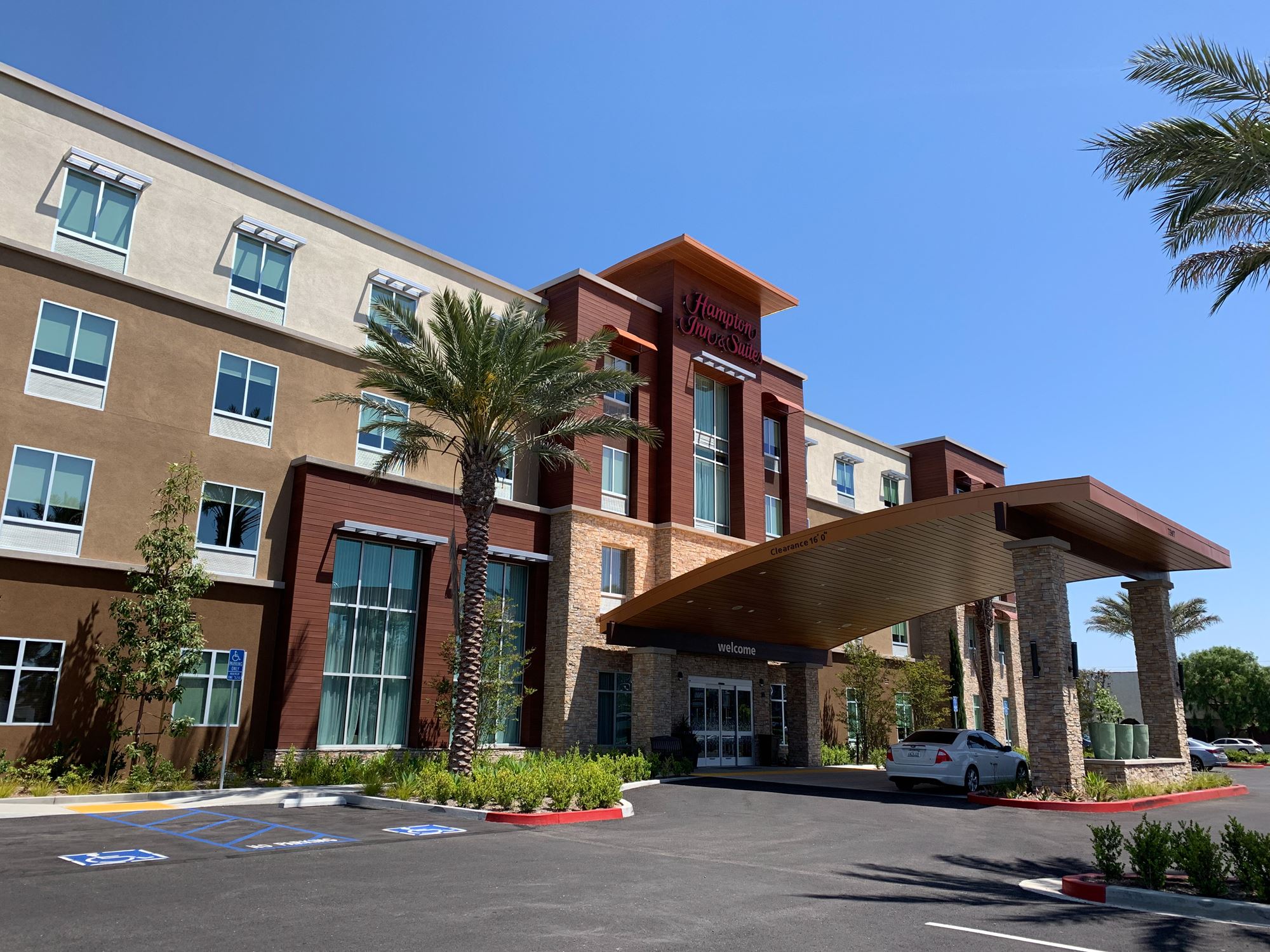 Hampton Inn & Suites by Hilton | Buena Park, CA