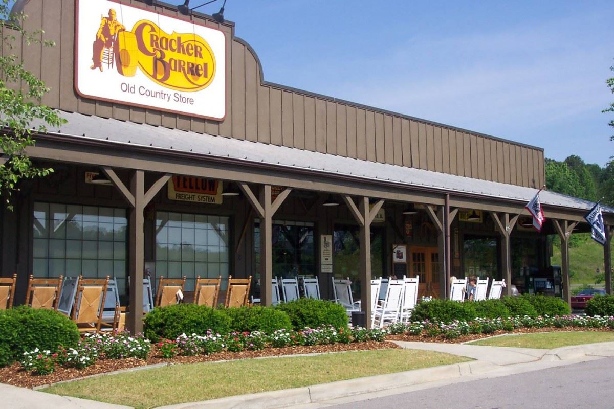 cracker-barrel-old-country-store