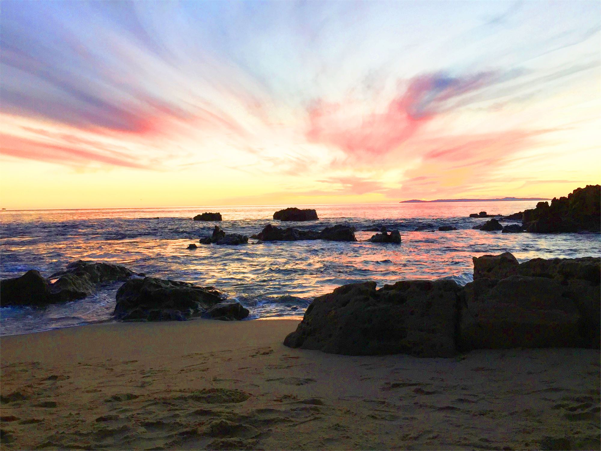 crystal-cove-tide-pools-buena-park-ca