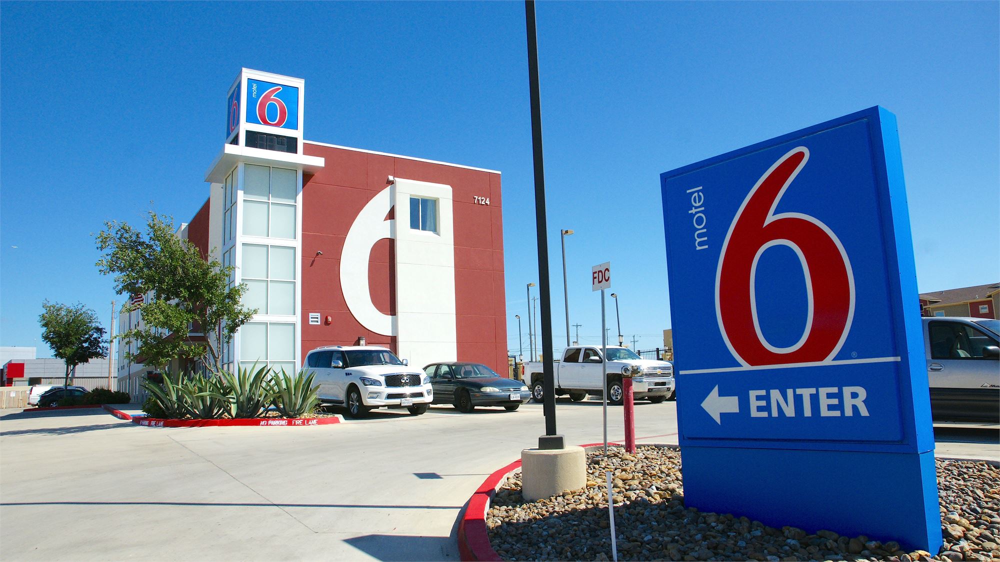 Motel 6 Airport