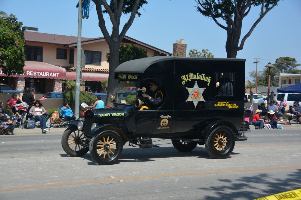 Santa Maria Elks Rodeo Parade