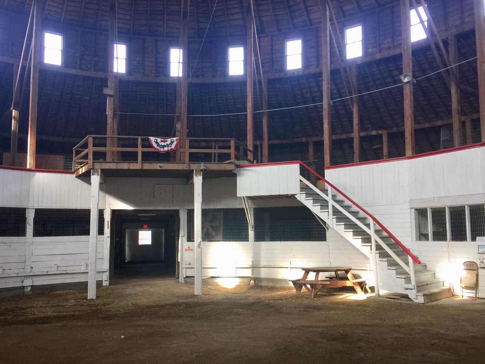 World S Largest Round Barn