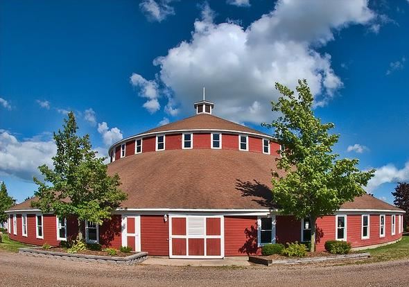 World S Largest Round Barn Central Wisconsin State Fair